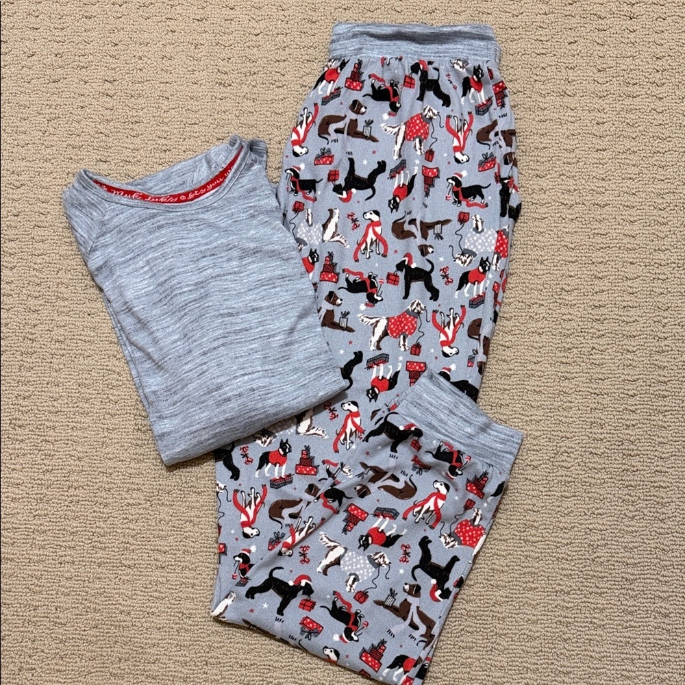 Muk Luks Woman’s Joggers Pajama Set With Holiday Dogs Novelty Print, Size Medium